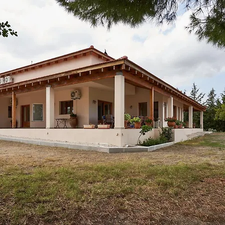 Spacious Mountain Appartement